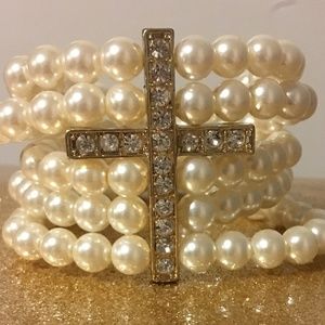 Stretch Pearl Gold and Rhinestone Cross Bracelet